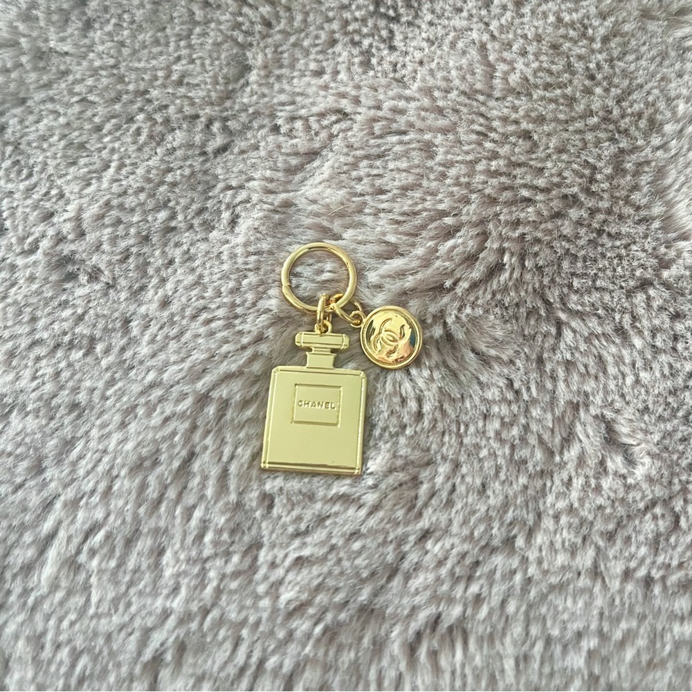 Chanel beauty Christmas limited charm